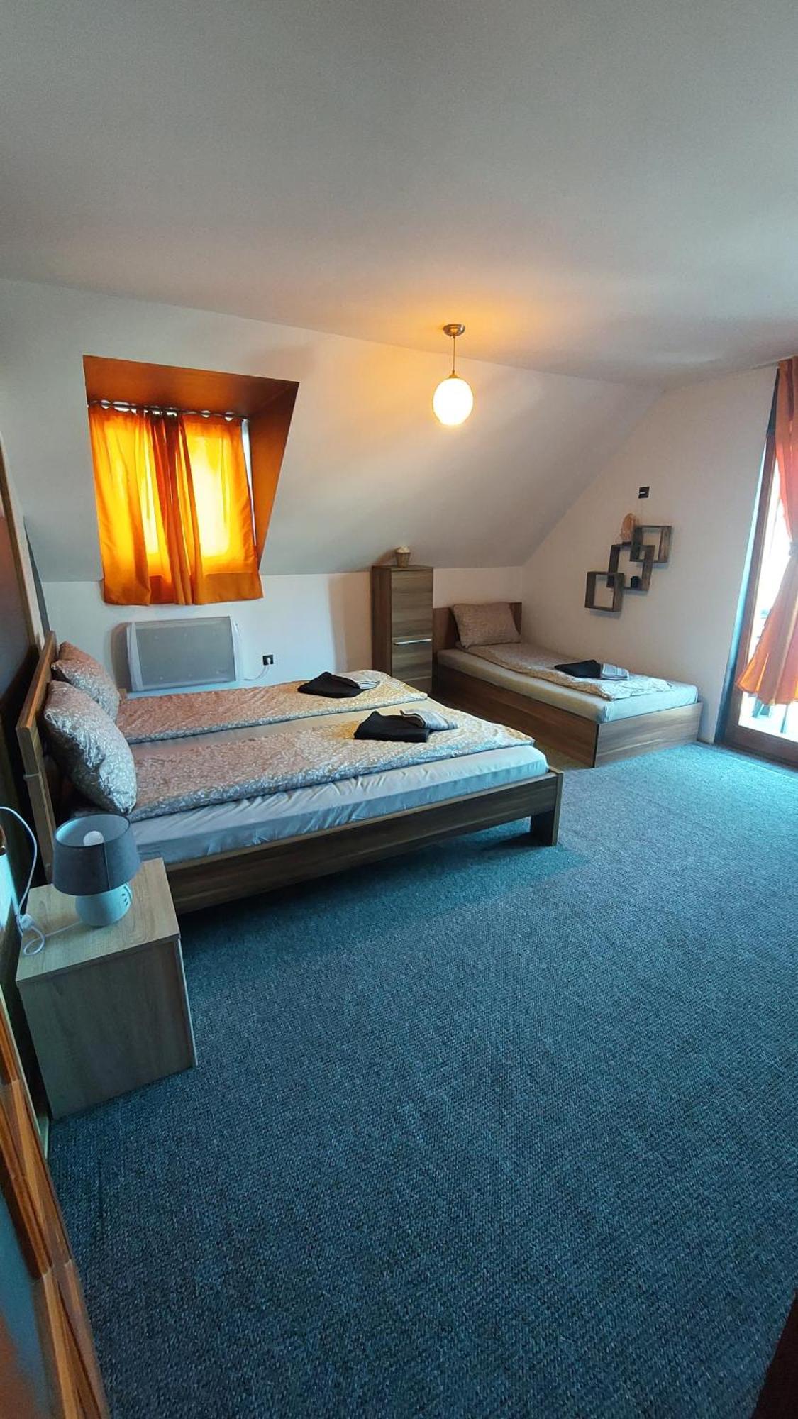 Morrison Apartments Miercurea Ciuc Ruang foto